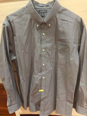 Eddie Bauer Men's Button-Down Shirt in Slate Gray